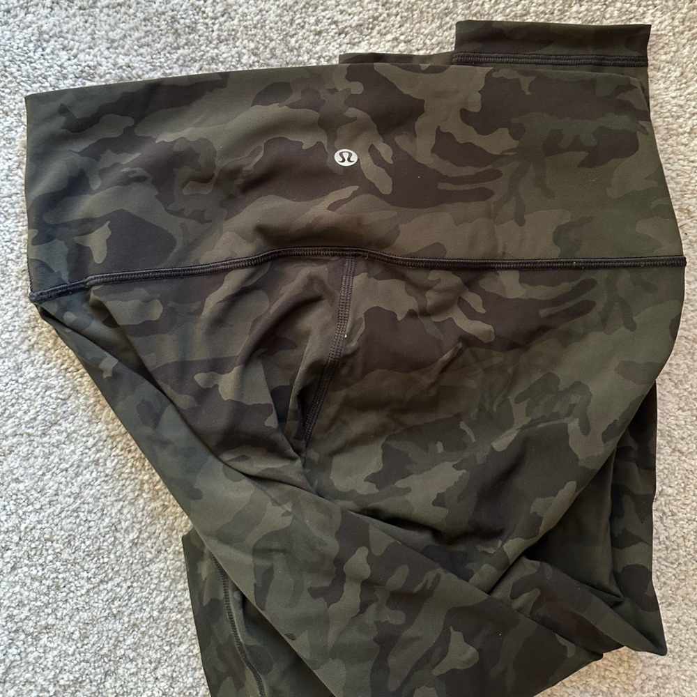 Lululemon camo leggings